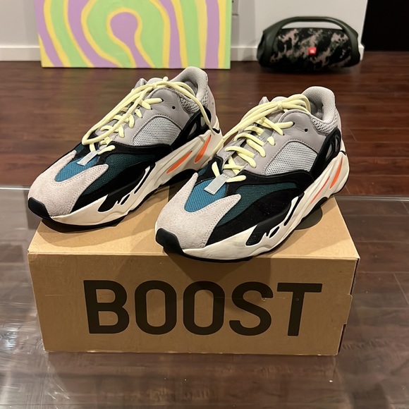 Adidas Yeezy Boost 700 Wave Runner - Picture 3 of 7